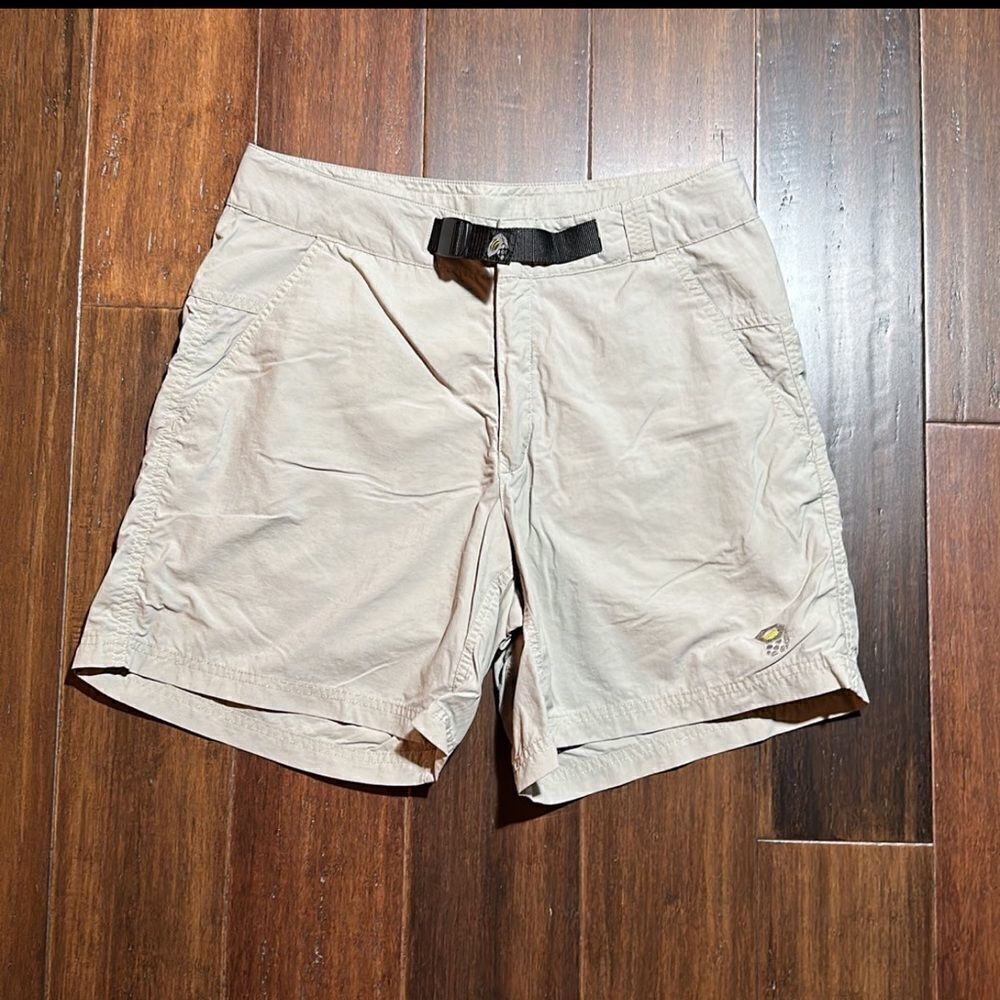 Mountain Hardwear Shorts